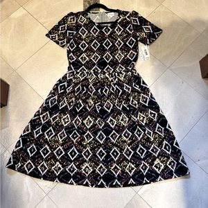 Brand New LuLaRoe Size L Black, White, Blue, Red, & Yellow Print Amelia Dress